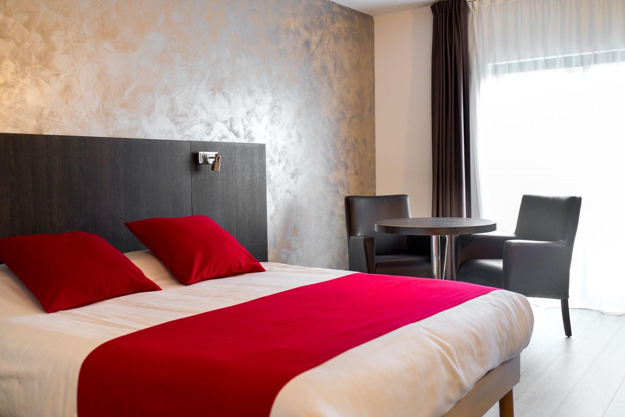 Ariane Hotel Fos Sur Mer Фо-сюр-Мер Екстериор снимка