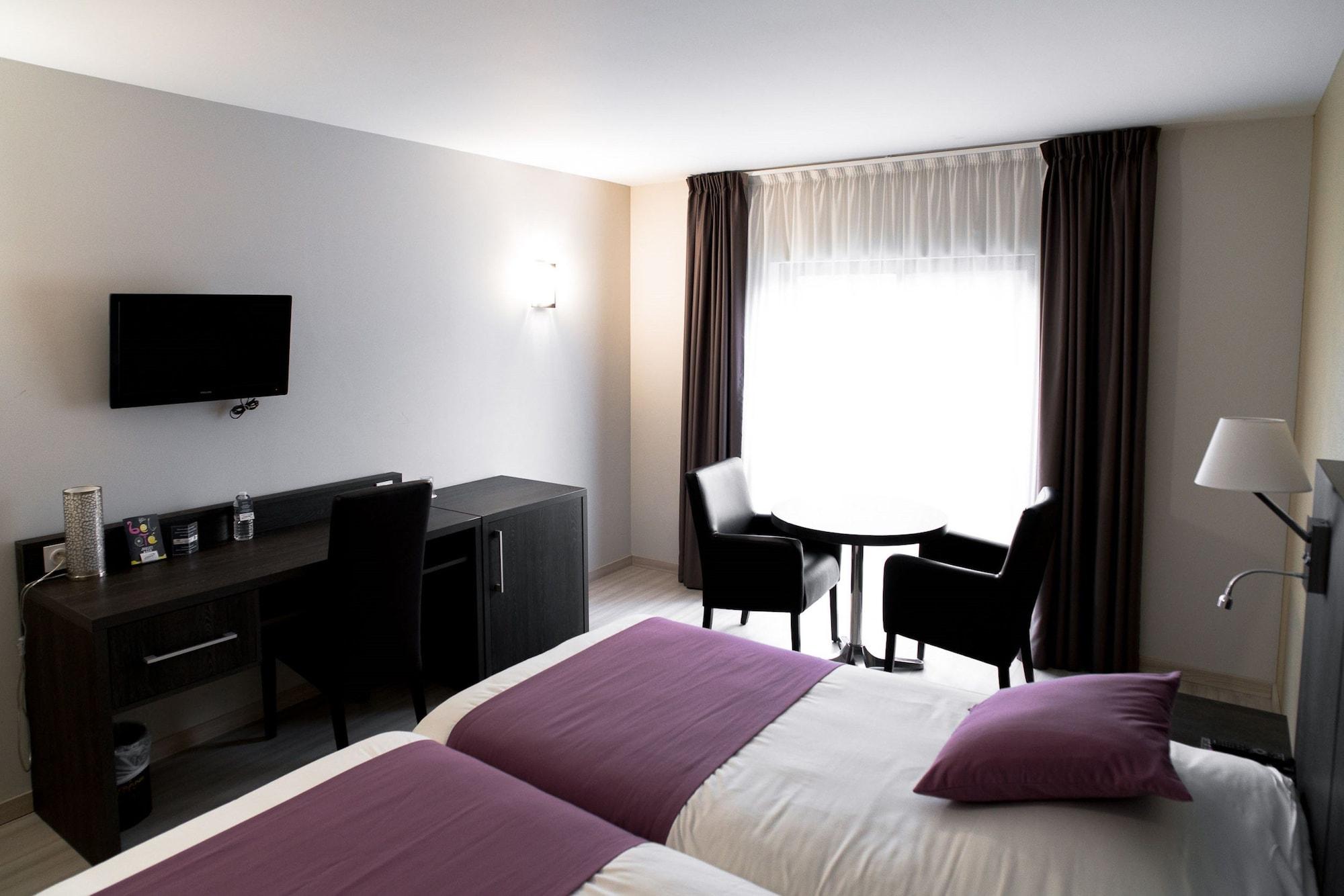 Ariane Hotel Fos Sur Mer Фо-сюр-Мер Екстериор снимка