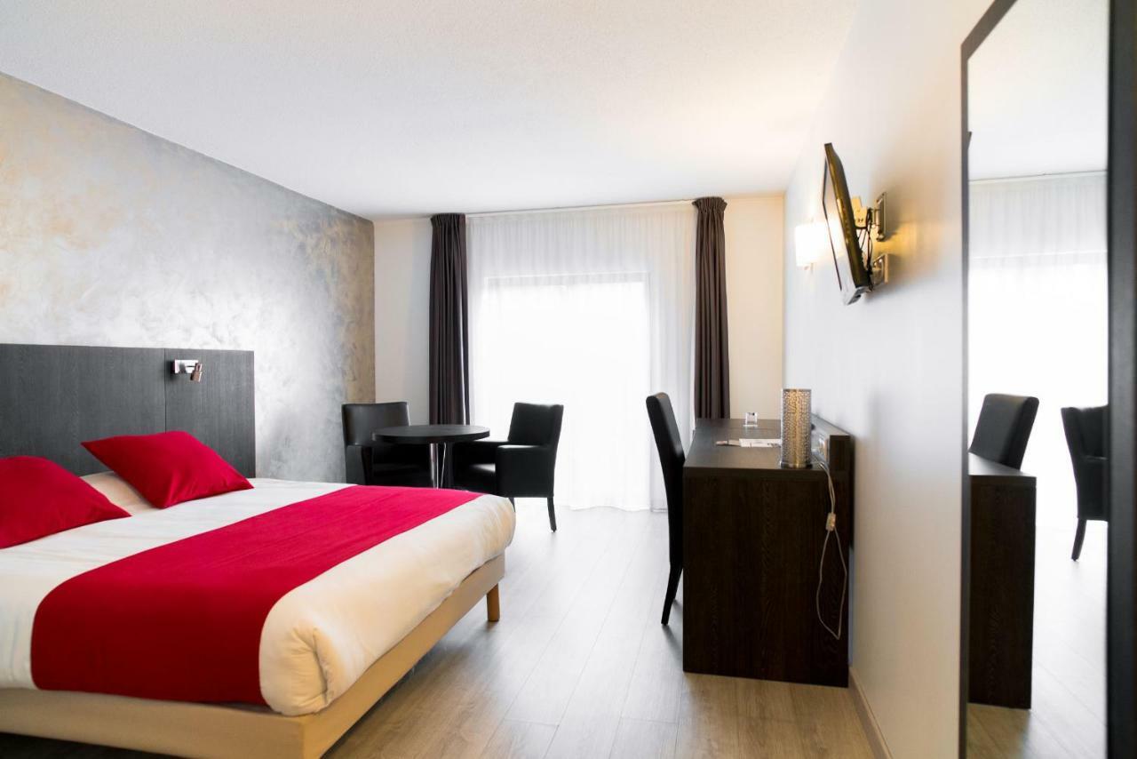 Ariane Hotel Fos Sur Mer Фо-сюр-Мер Екстериор снимка
