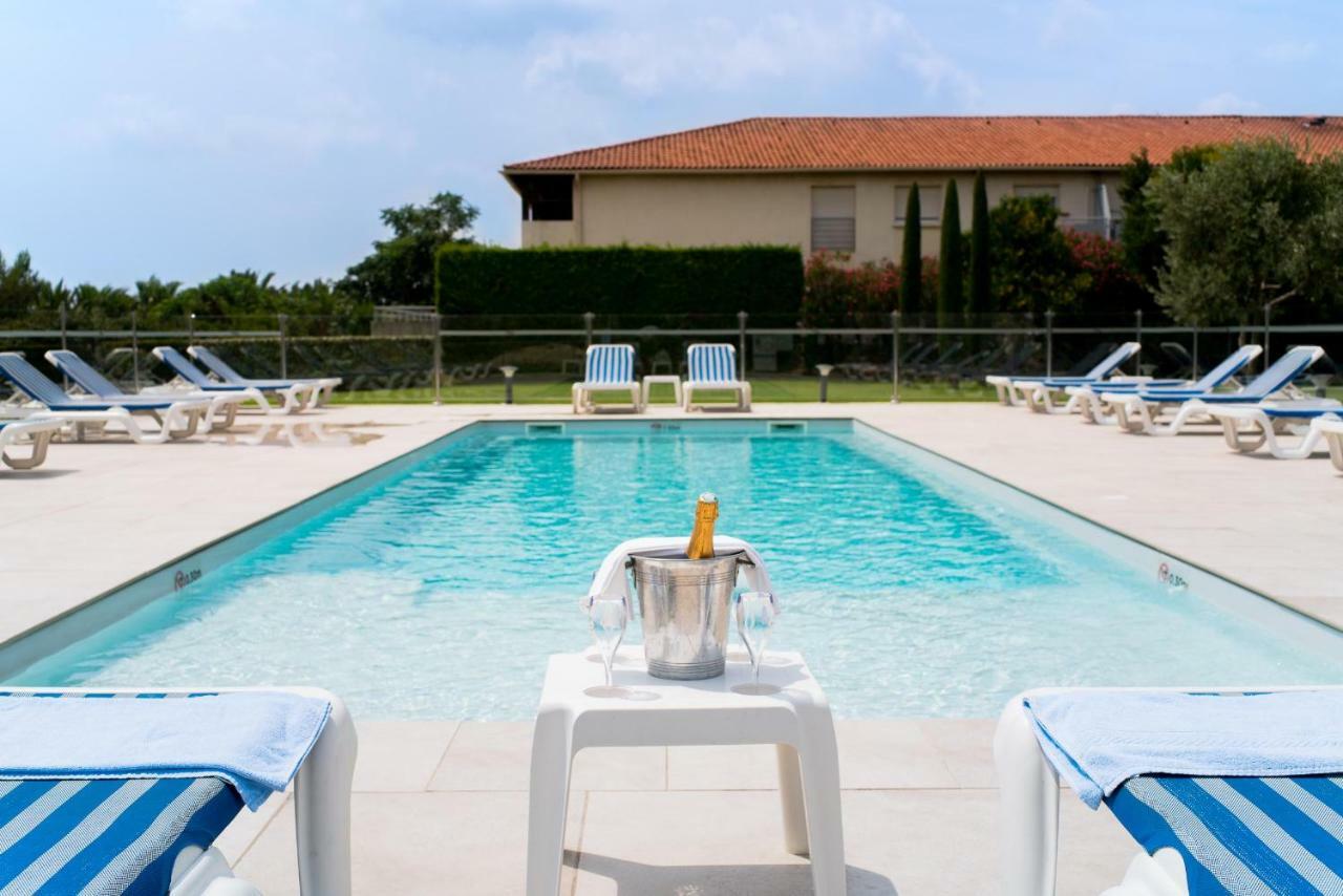 Ariane Hotel Fos Sur Mer Фо-сюр-Мер Екстериор снимка