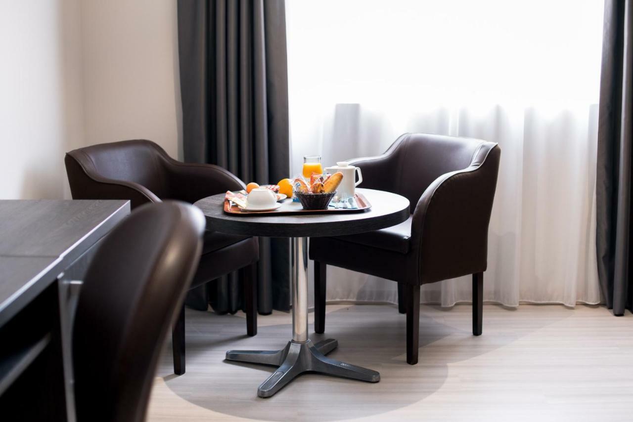 Ariane Hotel Fos Sur Mer Фо-сюр-Мер Екстериор снимка