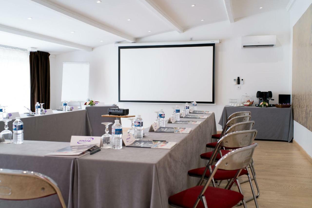 Ariane Hotel Fos Sur Mer Фо-сюр-Мер Екстериор снимка